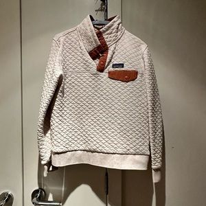 Patagonia. Women’s Small. Half Zip/Button.
